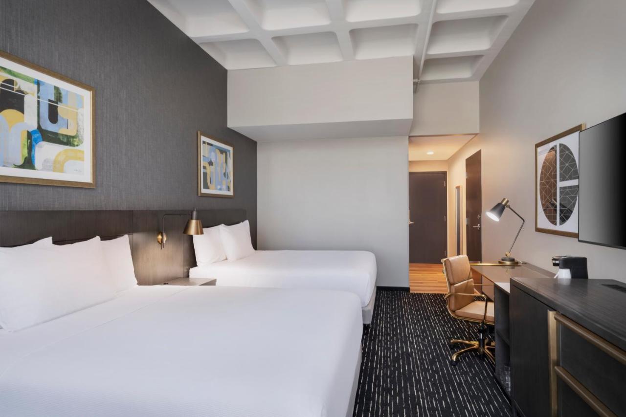 Accessible | Two Queen Beds or Tub