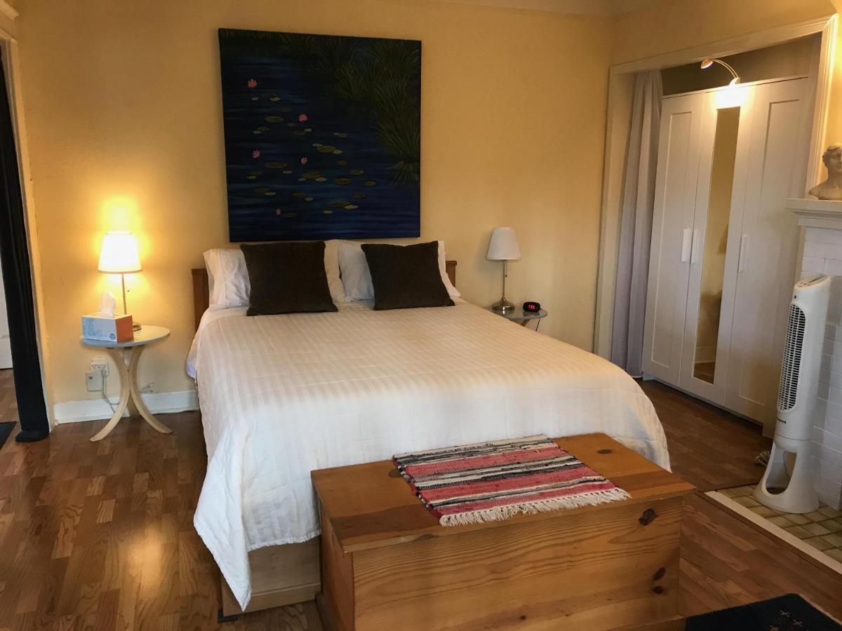 Deluxe Double Room,1161227979:JPEG