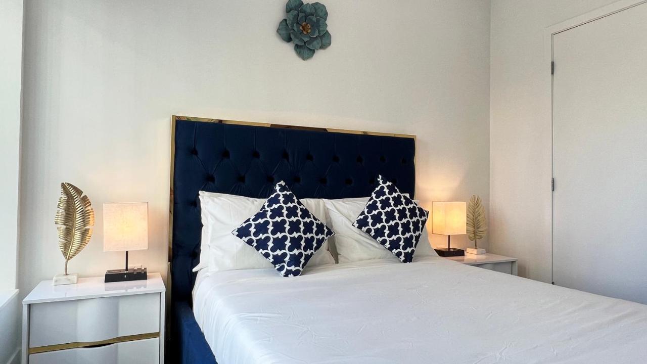 One-Bedroom Apartment City View