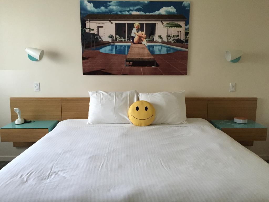 Cali King Accessible Room,631410624:JPEG