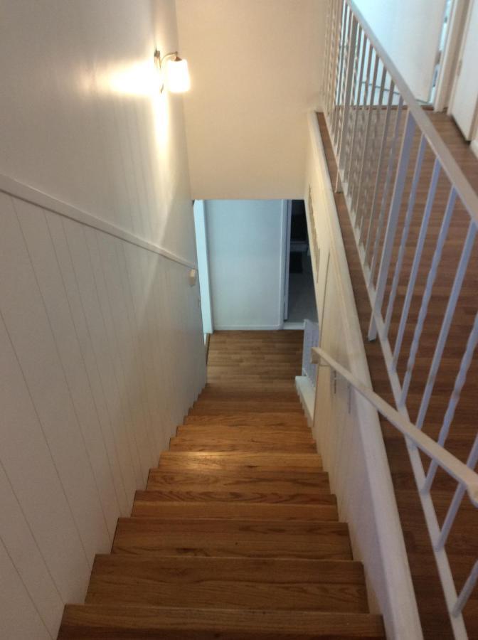 Five-Bedroom House,1337650646:JPEG