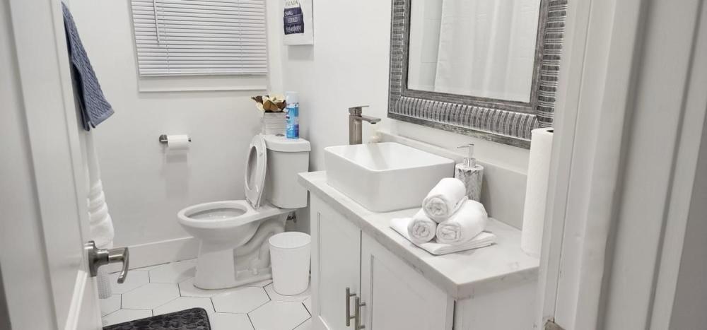 Three-Bedroom House,1505626147:JPEG