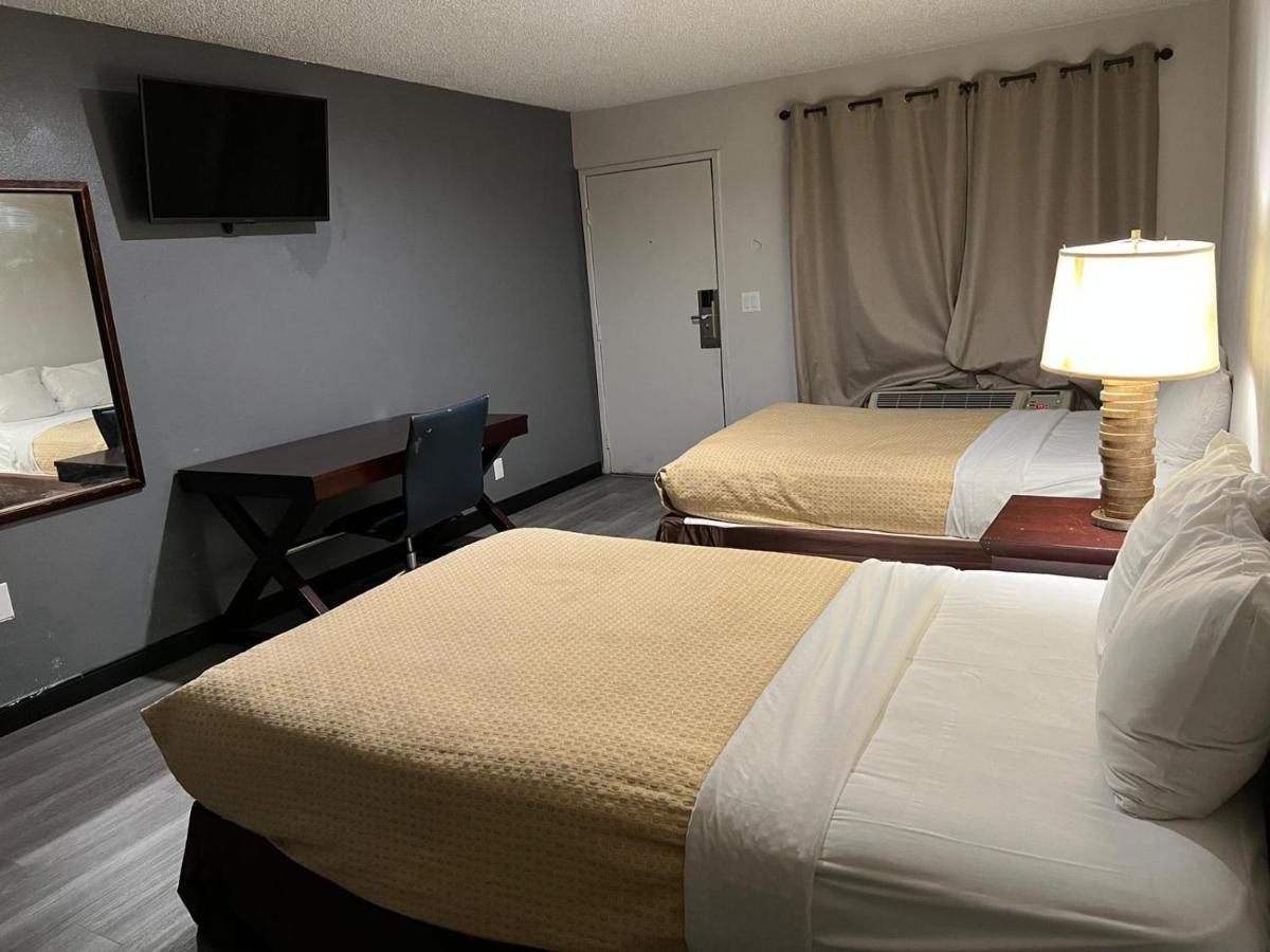 Standard Double Room,1377825341:JPEG