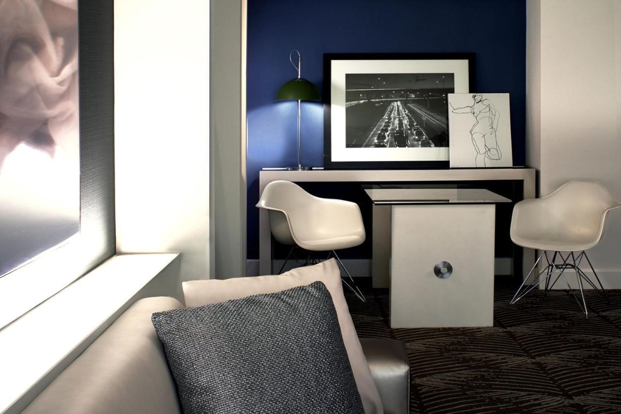 Spectacular One-Bedroom Queen Suite