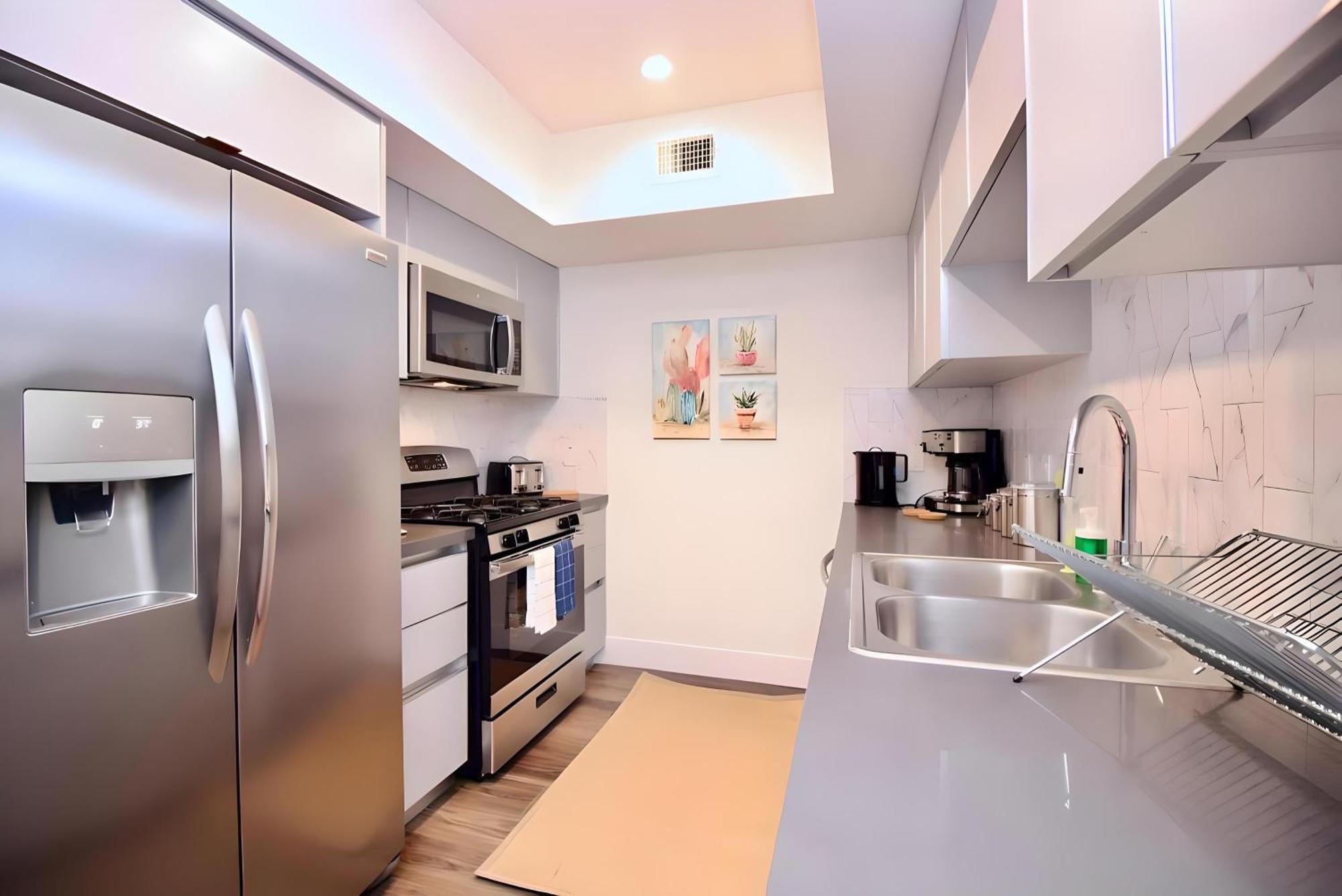Large Two-Bedroom City Suite Balcony