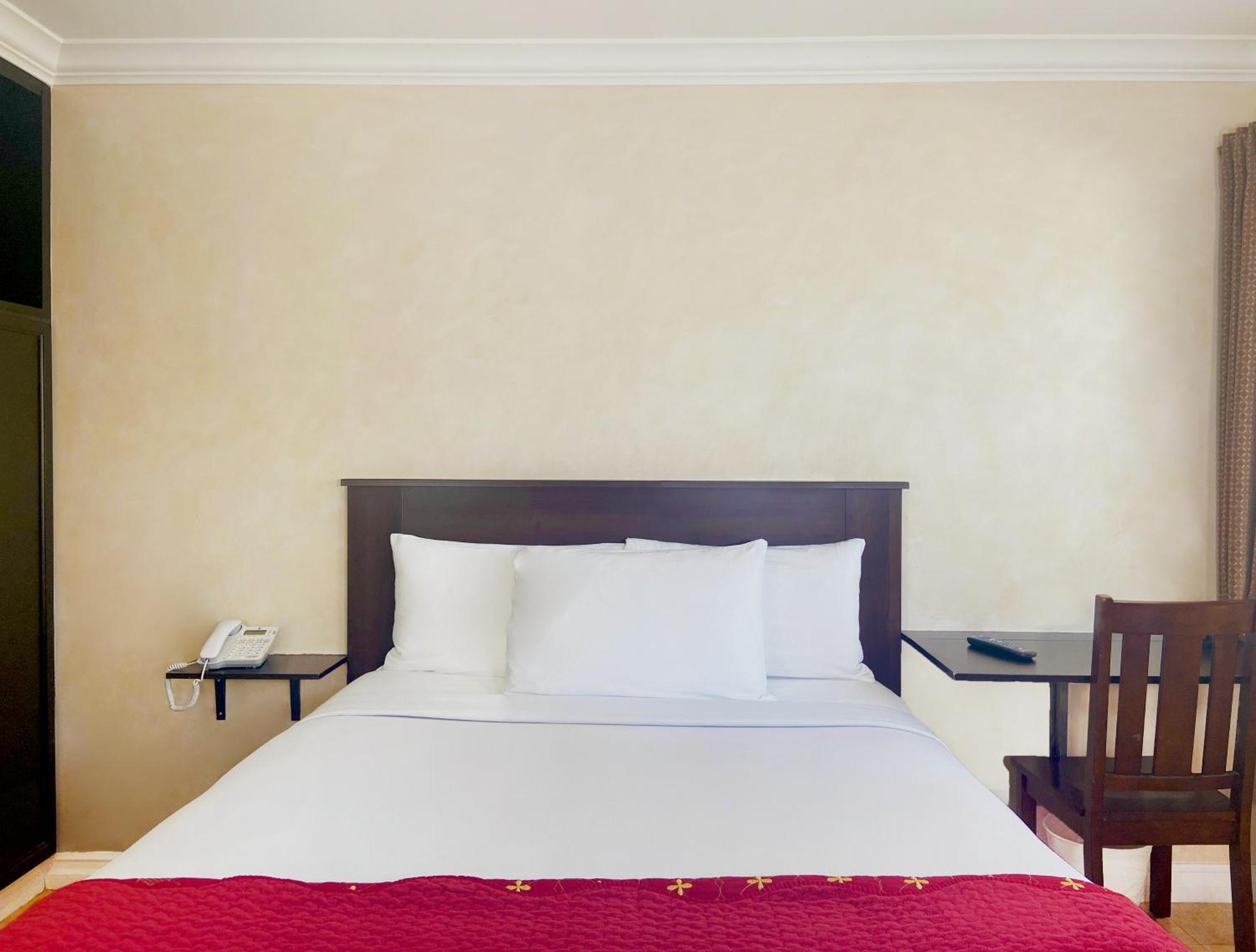 Queen Room