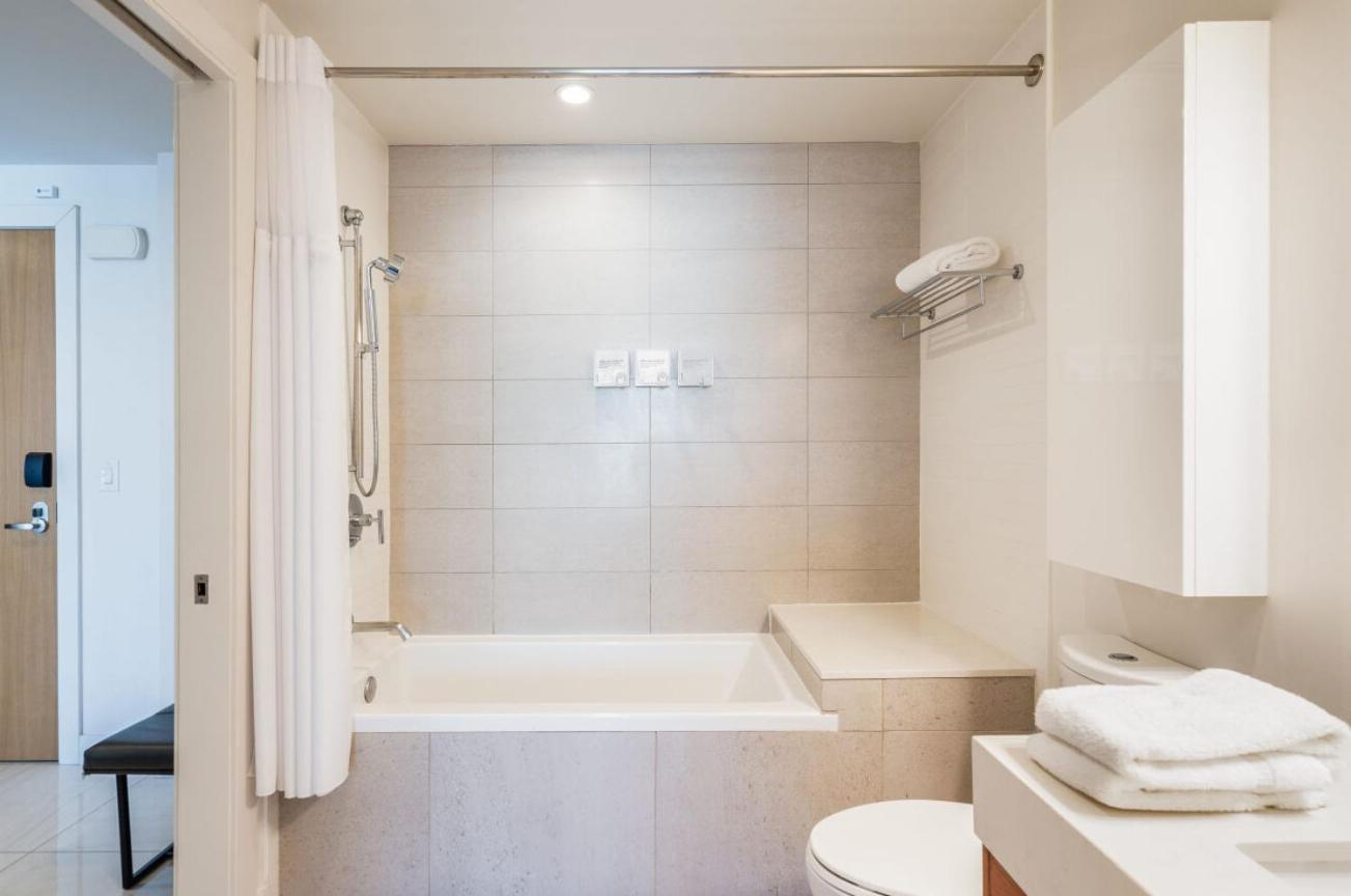 One bedroom Suite Office