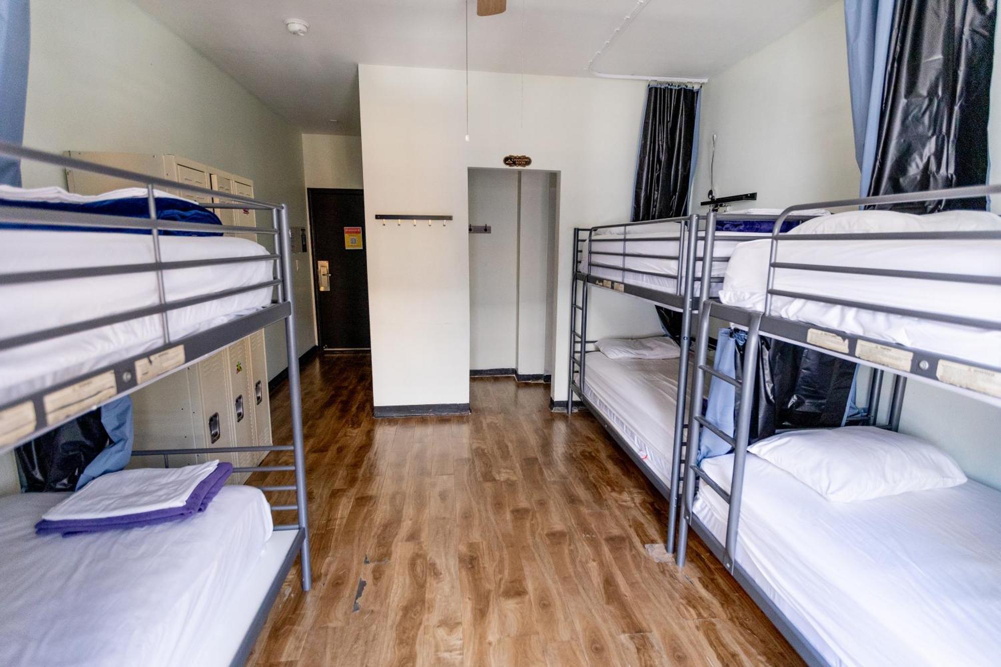Bed 6-Bed Mixed Dormitory Room,1669855071:JPEG