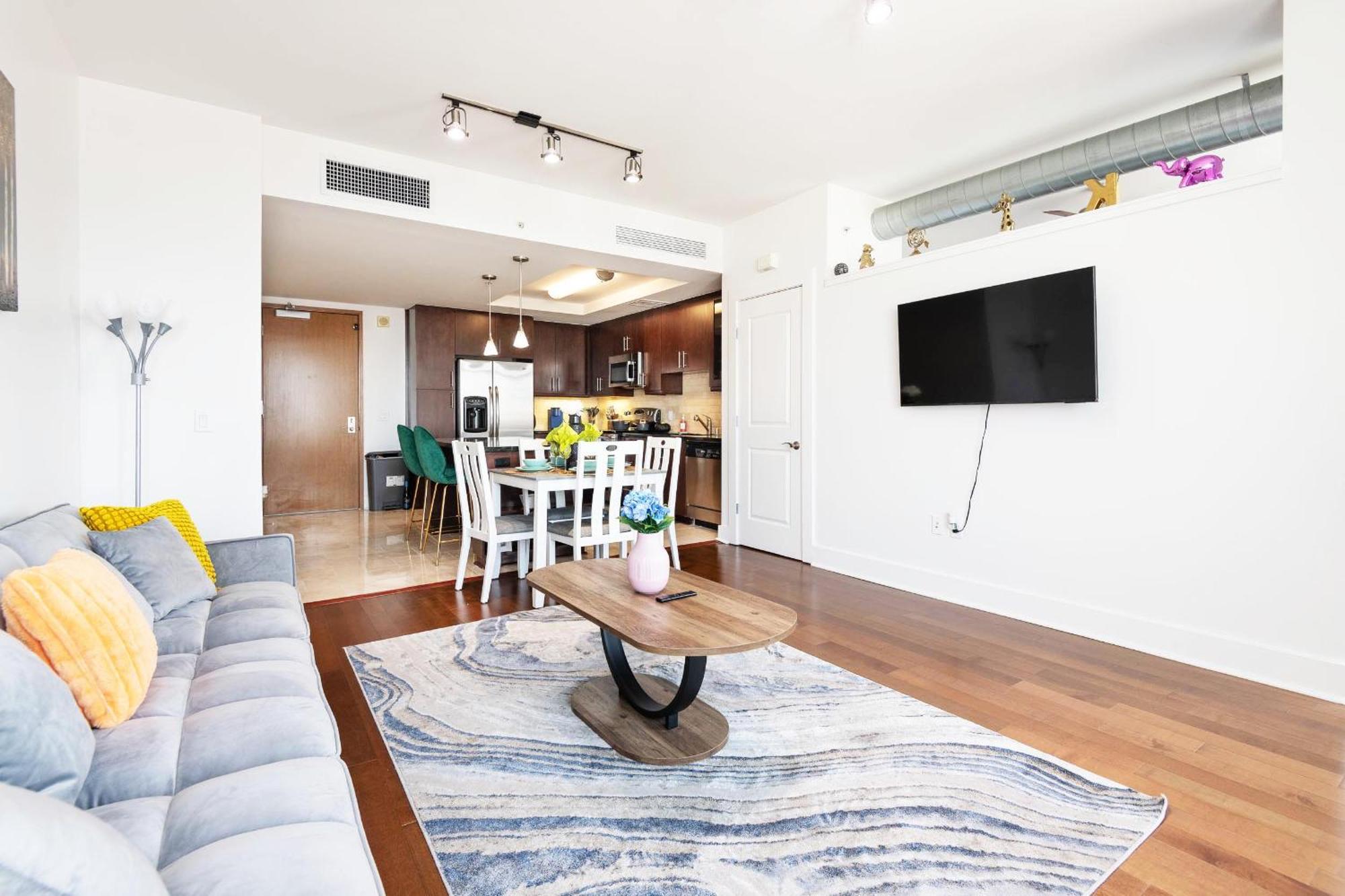 One-Bedroom Apartment City View