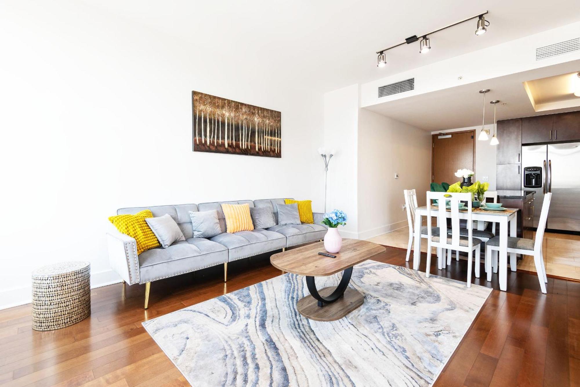 One-Bedroom Apartment City View