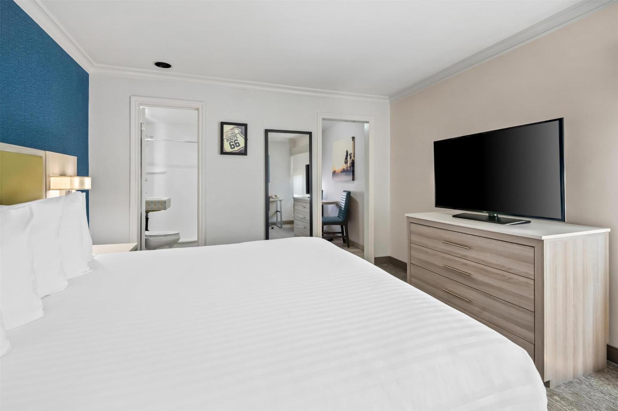 King Room Kitchenette