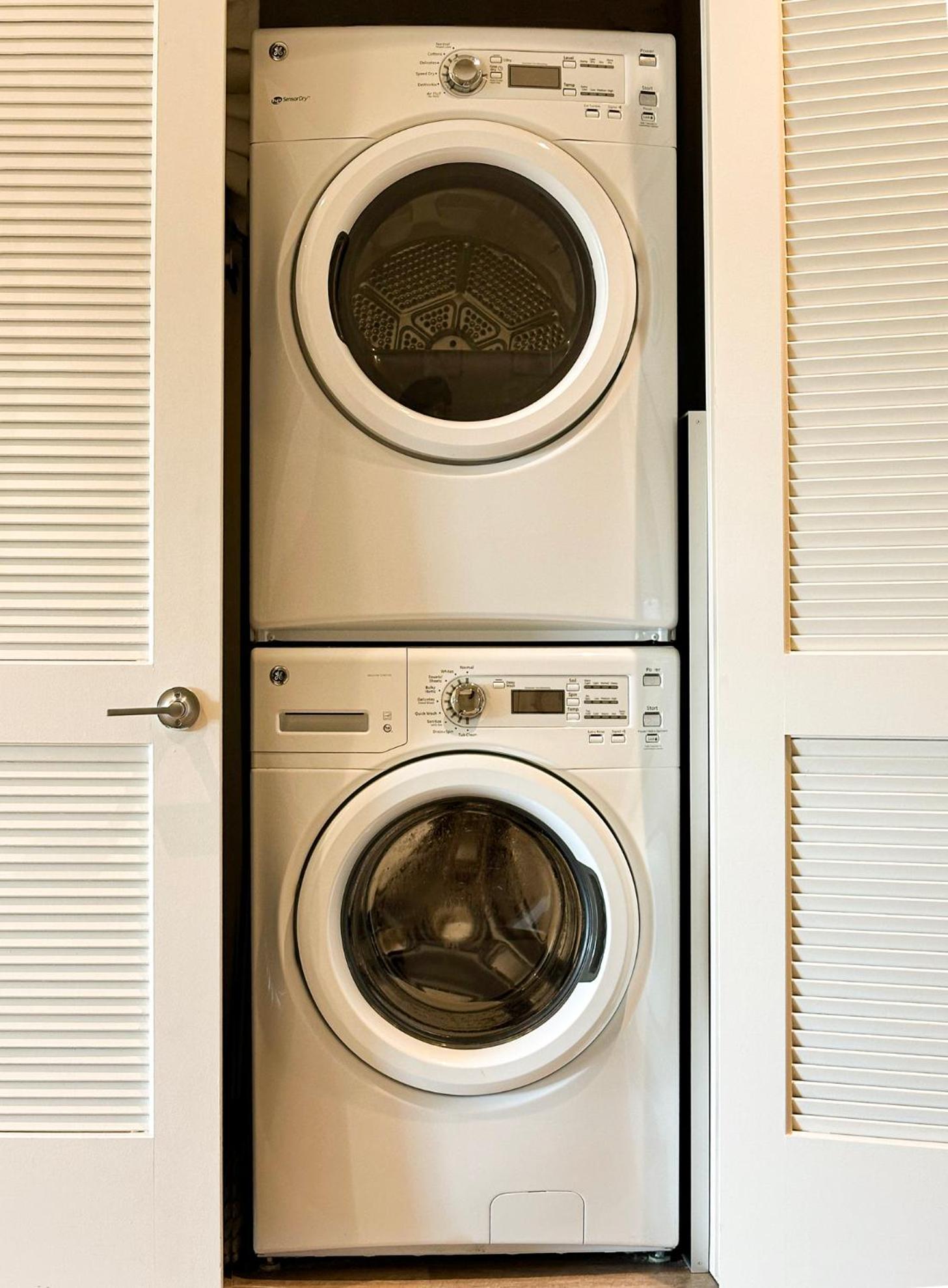 Two-Bedroom Deluxe Apartment