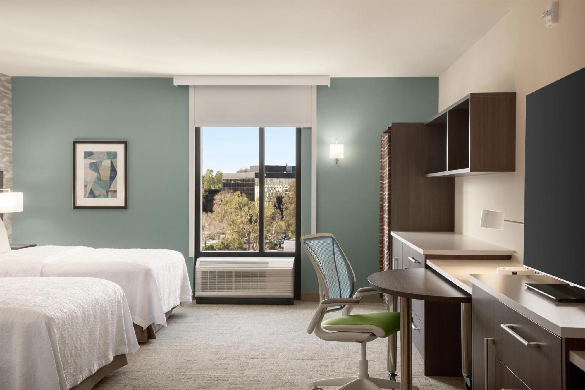 Studio Suite Two Queen Beds