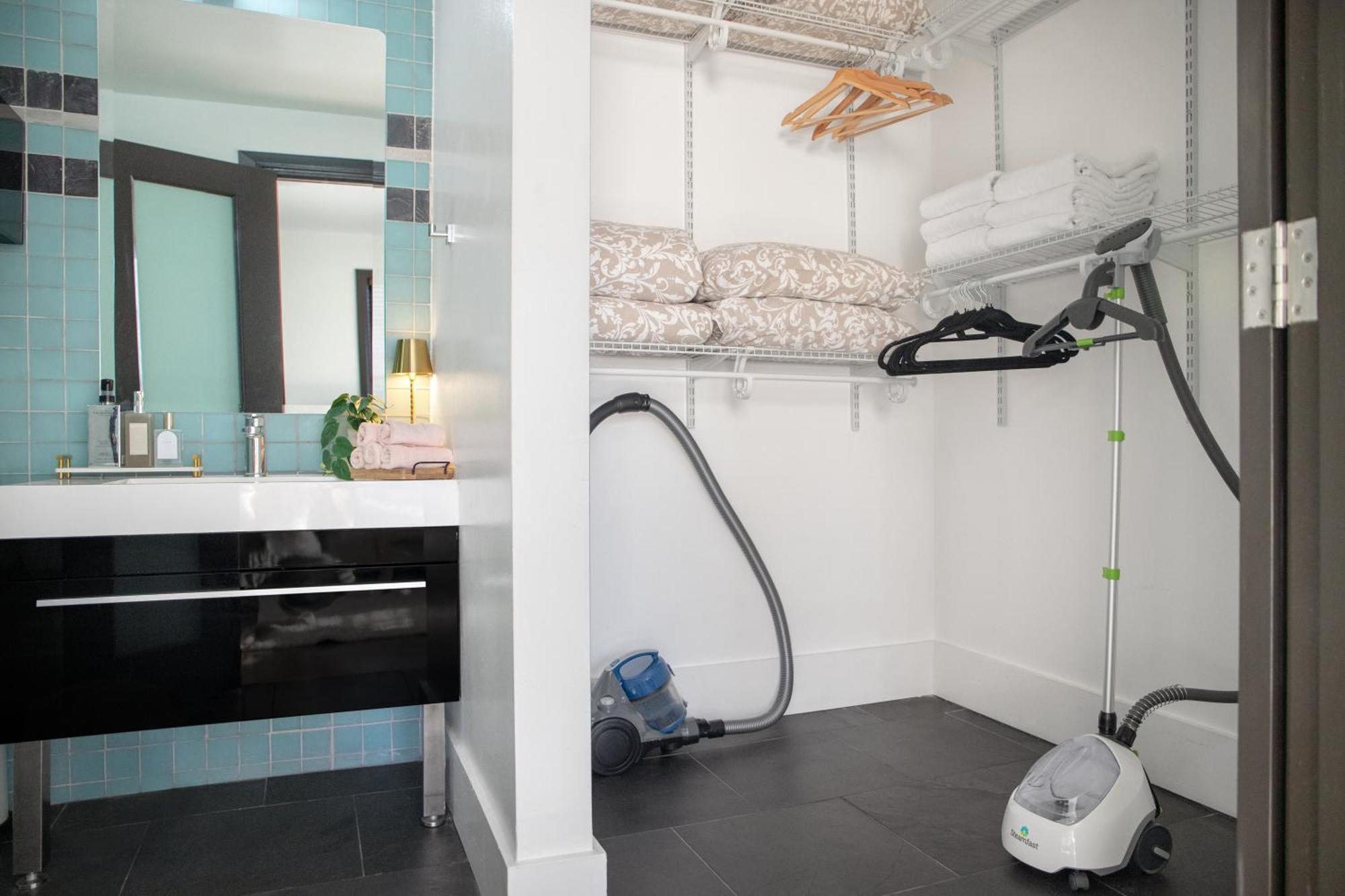 Two-Bedroom Deluxe Apartment