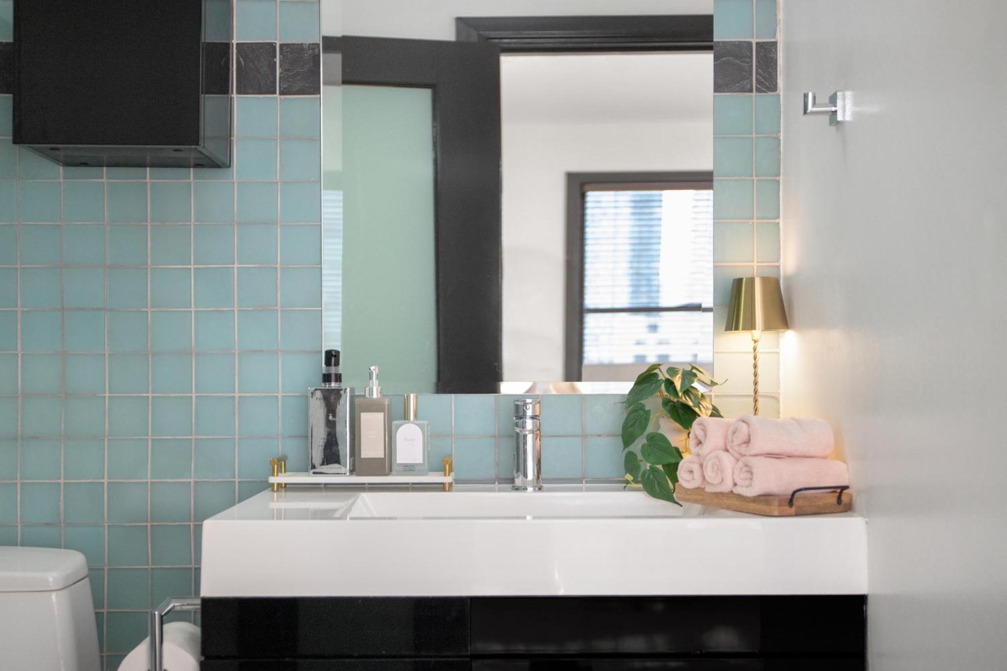 Two-Bedroom Deluxe Apartment