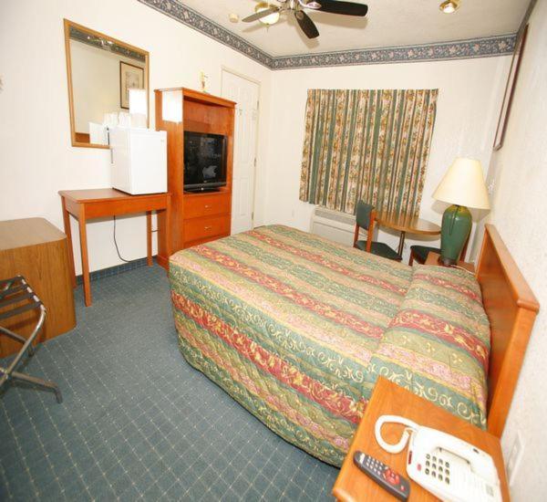 Queen Room,1117874529:JPEG