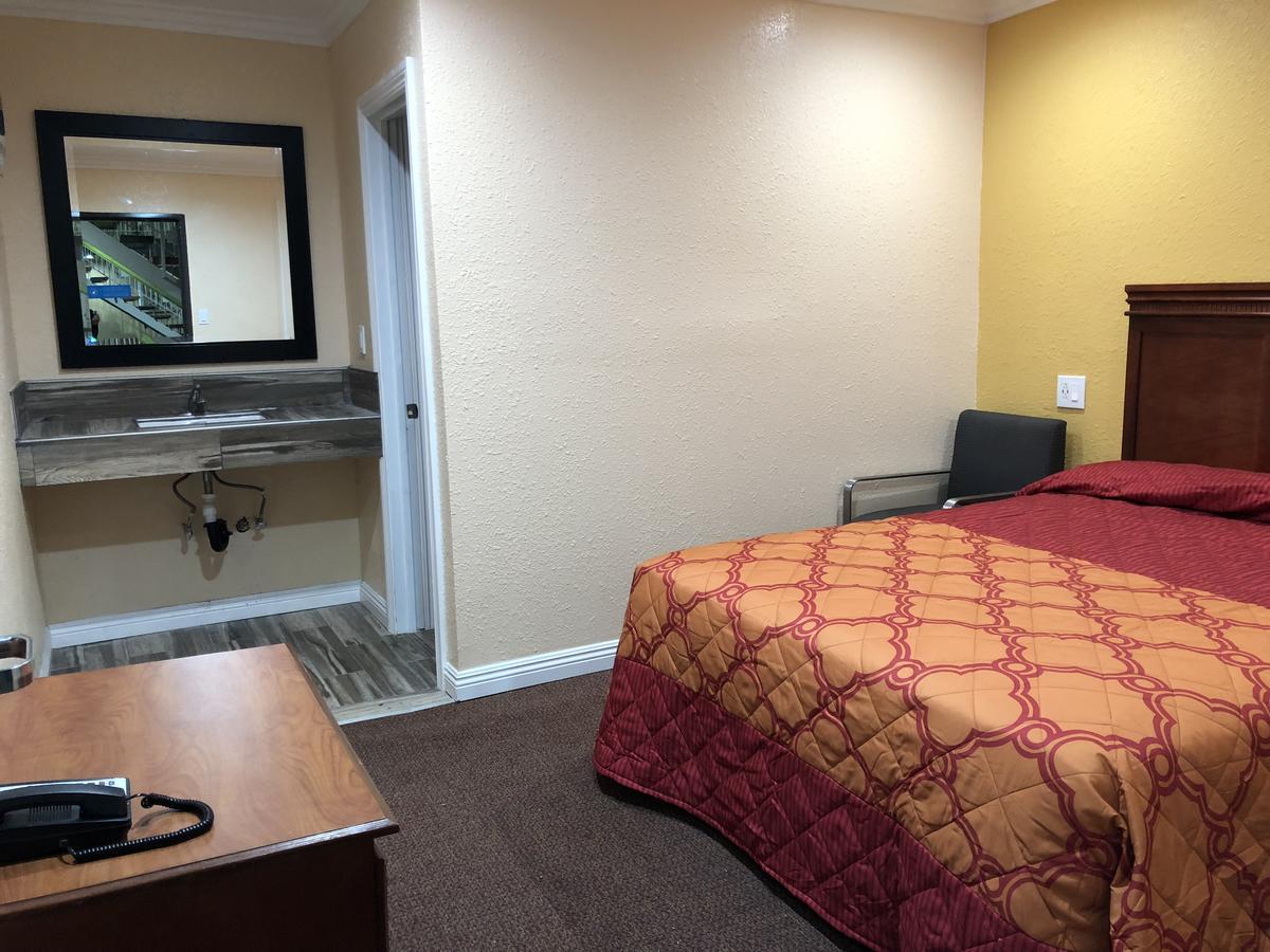 Queen Room