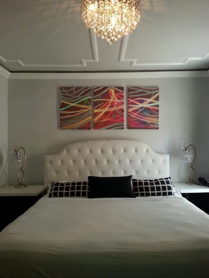 King Room,704367928:JPEG