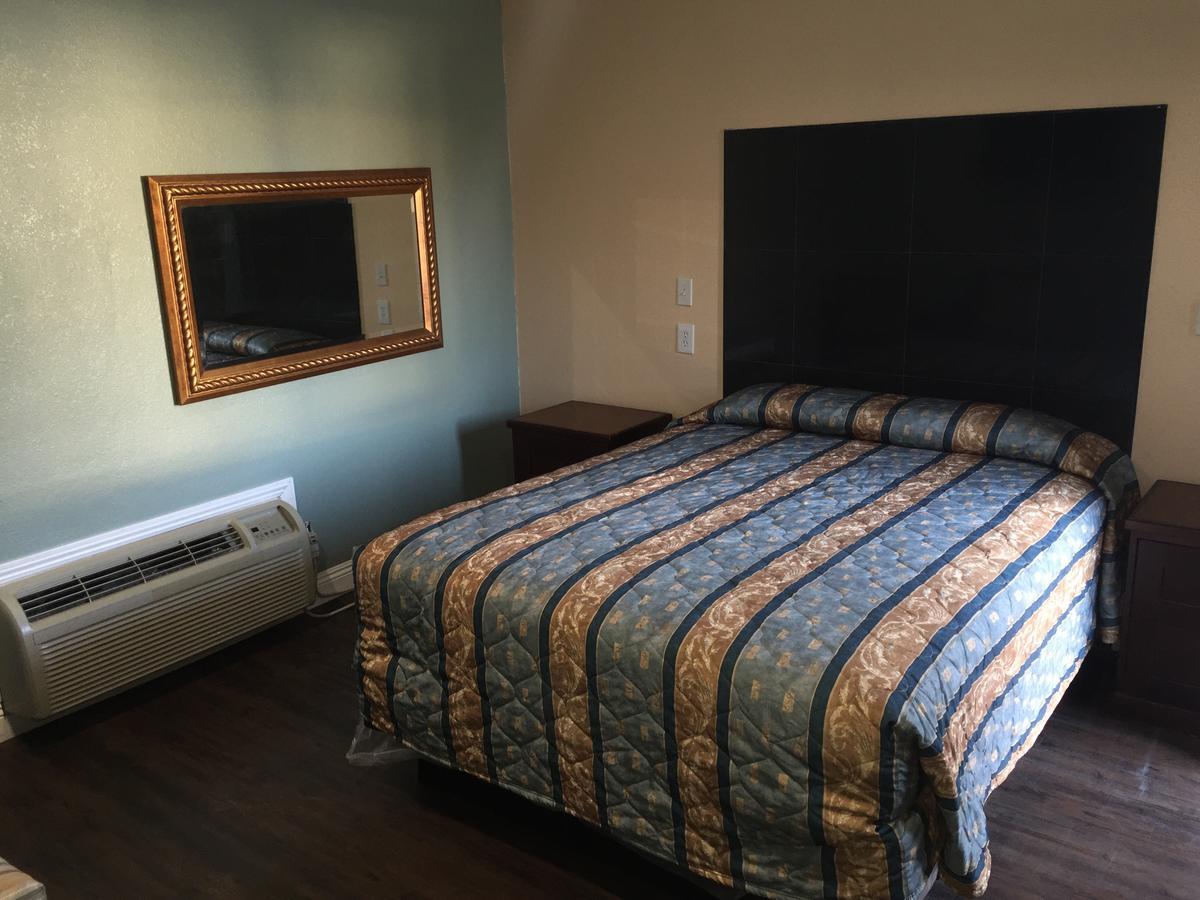 Deluxe Queen Kamer met Badkamer