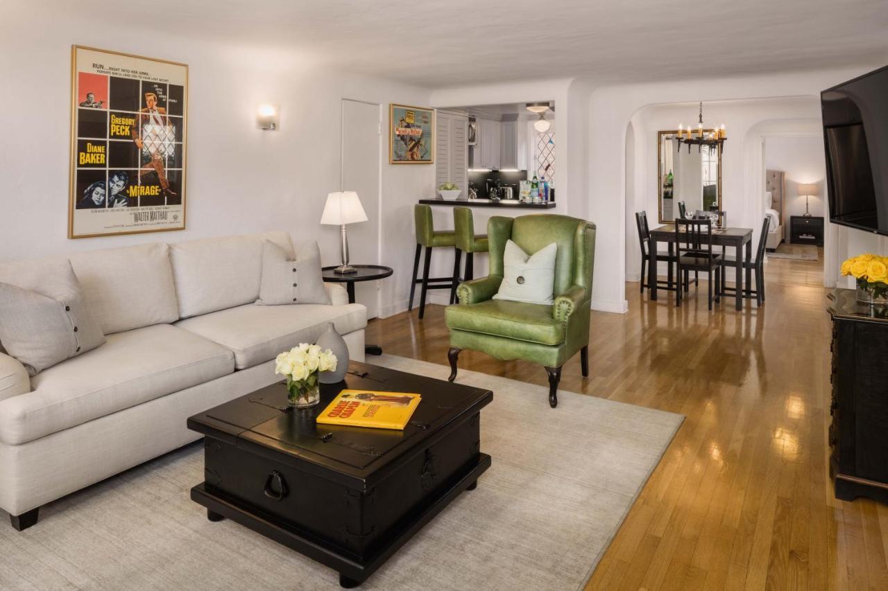 Deluxe King One-Bedroom