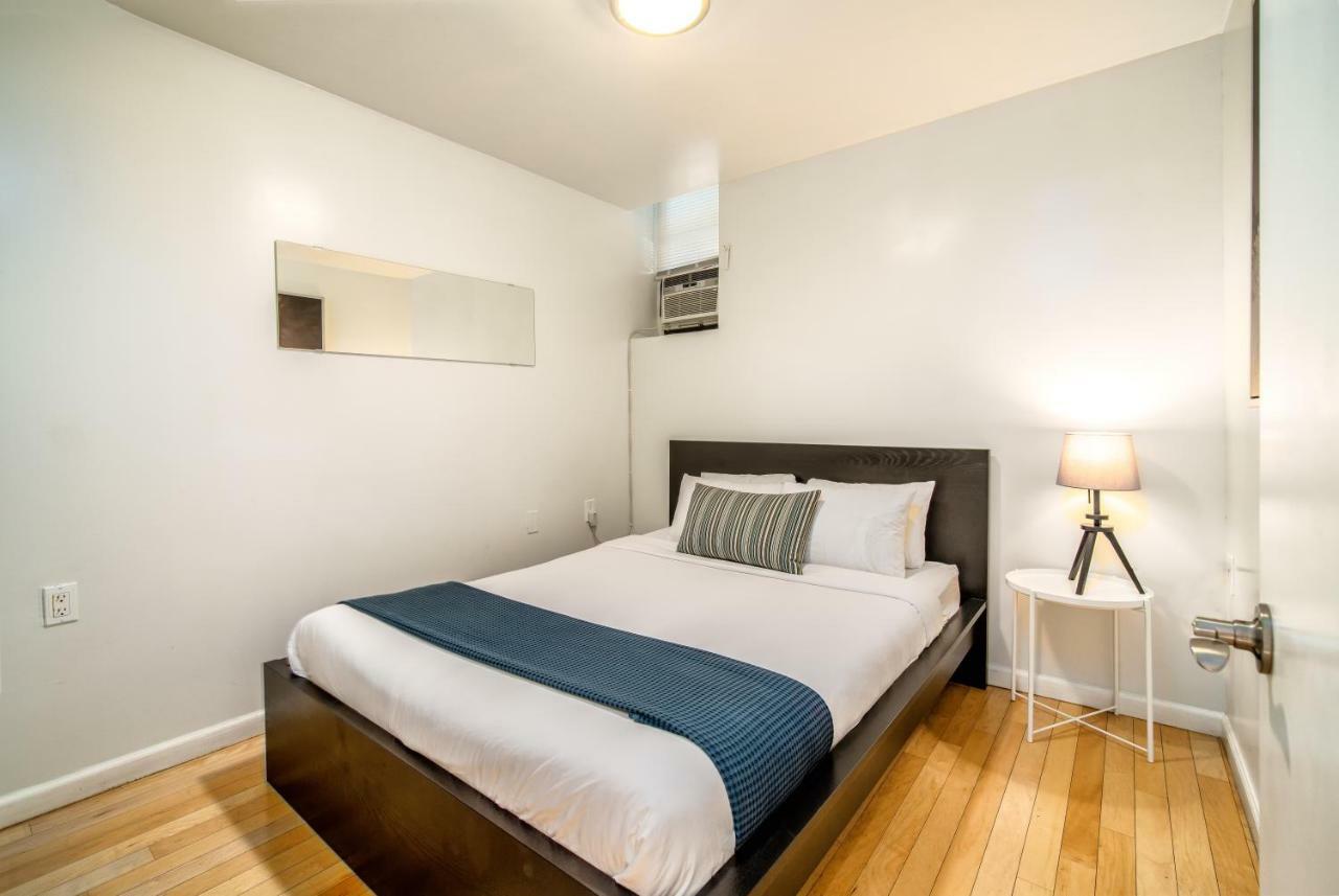 Deluxe Suite Partial Ocean View