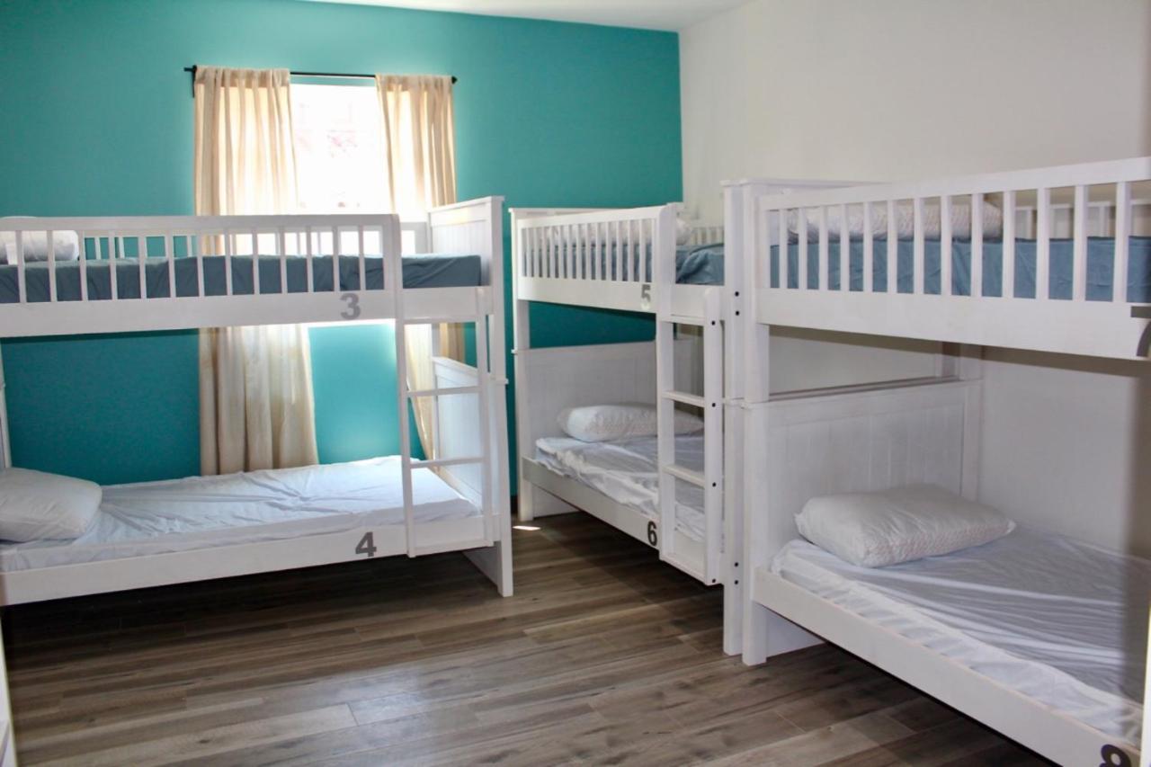 Bed 6-Bed Female Dormitory Room