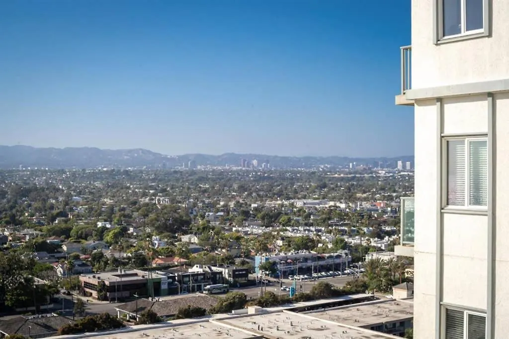 Amazing High Rise 1Br Apt W Panoramic Ocean Views-1