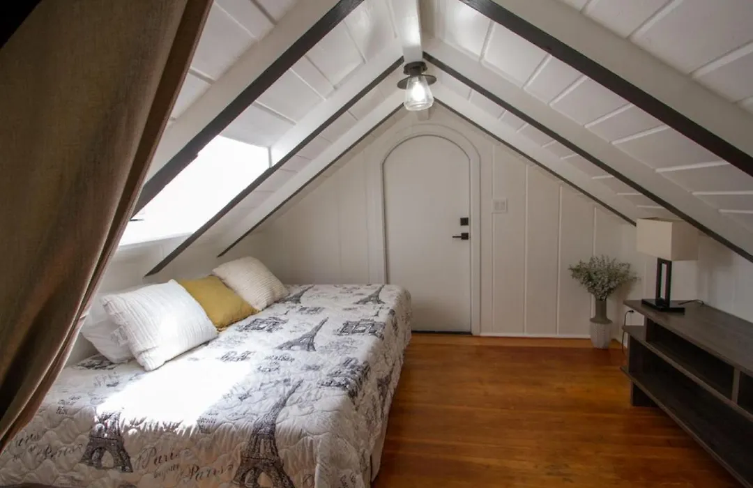 Spacious Cottage Home-1