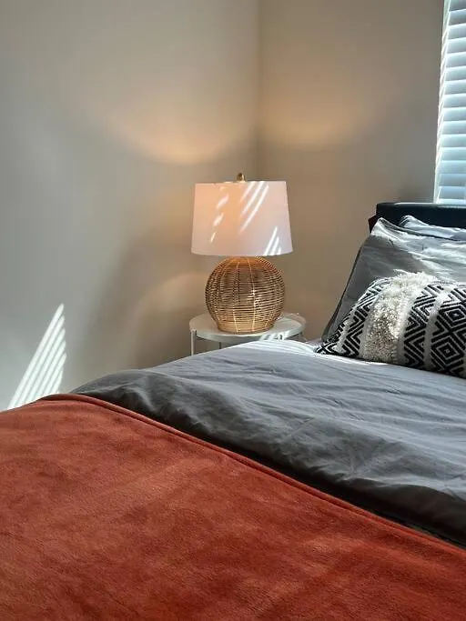Stylish Apartment In The Heart Of Santa Monica-1
