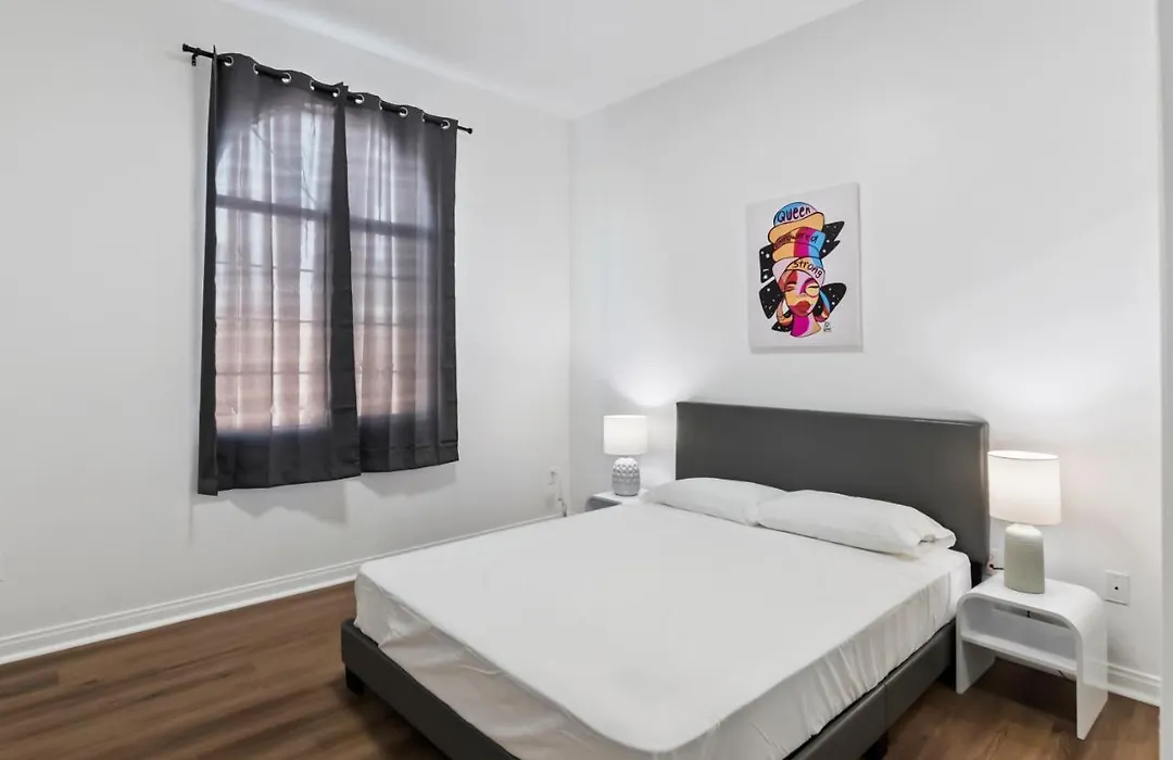 Spacious 3 Bed 2 Bath Unit Close To Universal Studio And Hollywood Sleeps 7-1