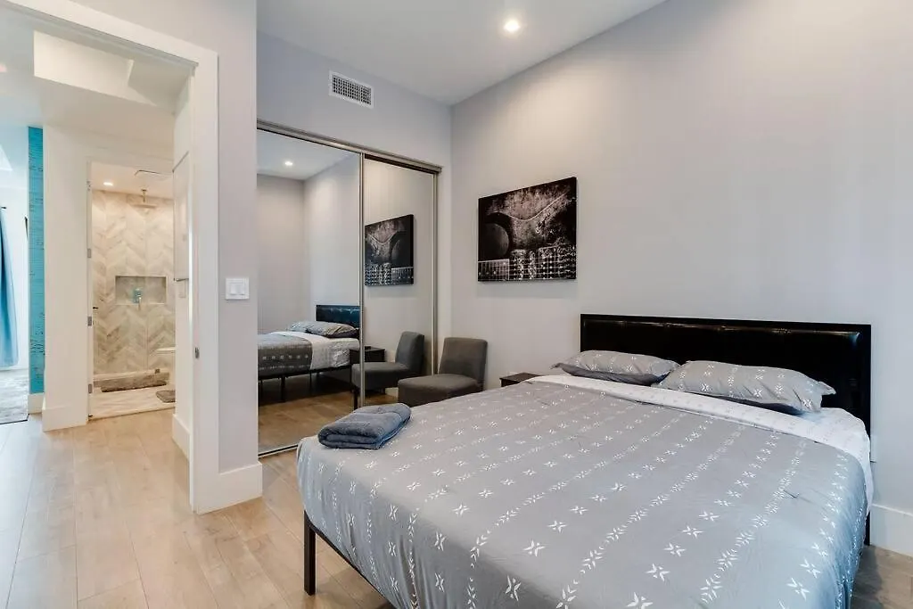 Luxury Modern 4 Bedroom 3 Bathroom Home With Rooftop Deck #1-1
