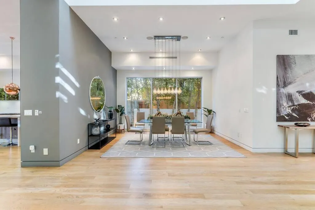 Luxury 5 Bedroom Villa C!!!!-1