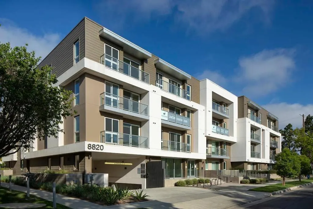 Beautiful 1Br Apt In Westchester By 1Furnished!-1
