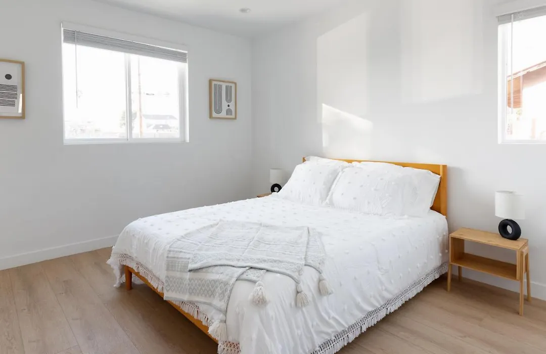 New Luxury Home With Dtla Views - Ideal For Groups-1