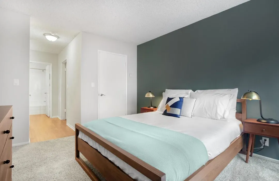 Palms 1Br W Gym Pool 15 Mins To Beach Lax-107-1