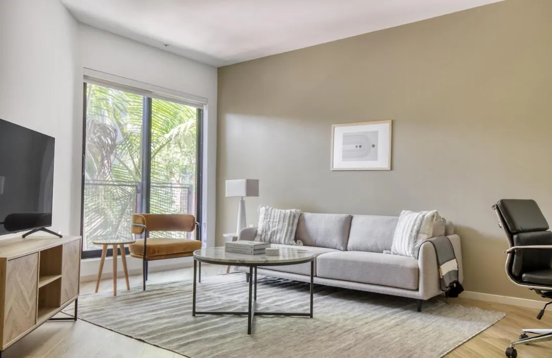 Hollywood 1Br W Gym Pool Bbq Nr Metro Lax-839-1