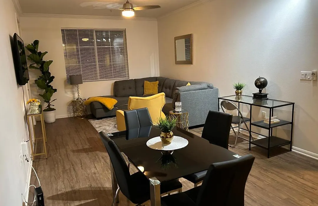 Marina Del Rey 2 Bedroom Apartment-1