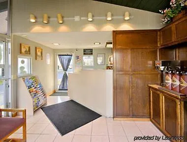 Super 8 By Wyndham Canoga Park-1