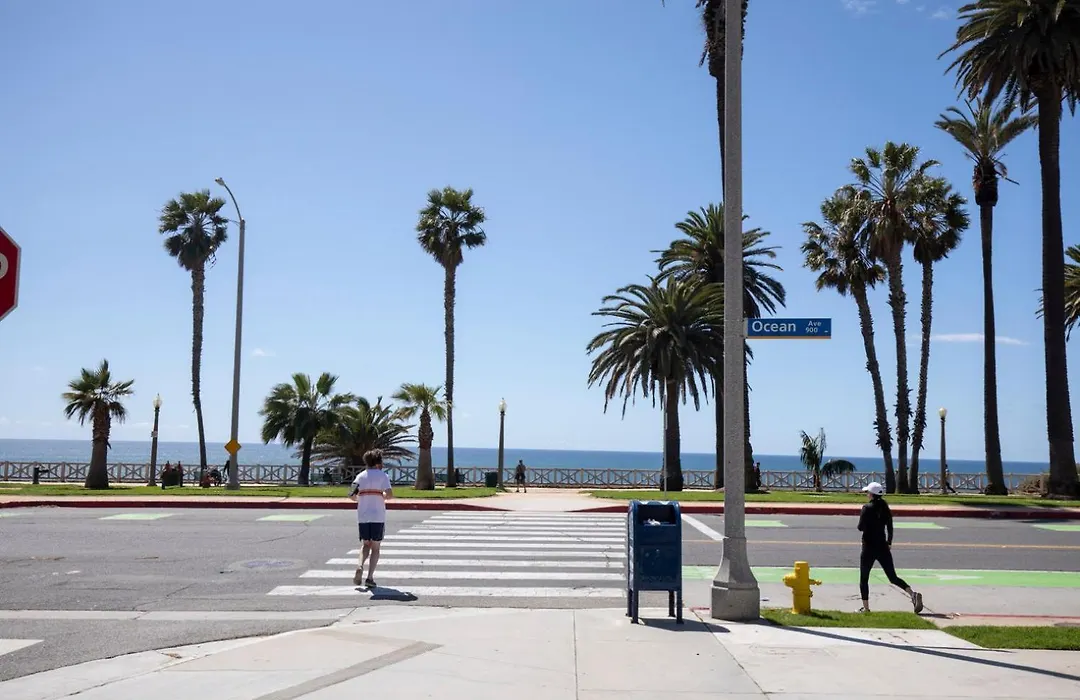 Santa Monica 1Br W Rooftop Nr Santa Monica Pier Lax-297-1