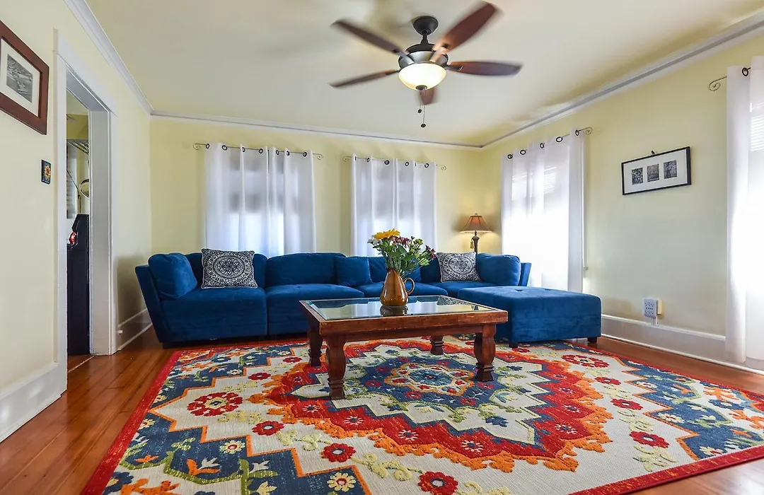Venice Beach Garden Oasis - Yard, Sun Deck, Parking, 50 Feet To Beach-1