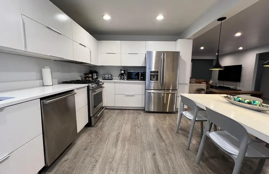 Secluded 2Br 2Ba Unit With Unique Style-1
