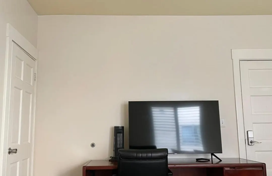 Spacious Private Los Angeles Bedroom With Ac & Wifi & Private Fridge Near Usc The Coliseum Exposition Park Bmo Stadium University Of Southern California-1
