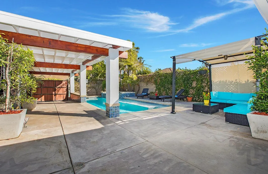 Oasis With Pool And Music Studio By Benvenu-1