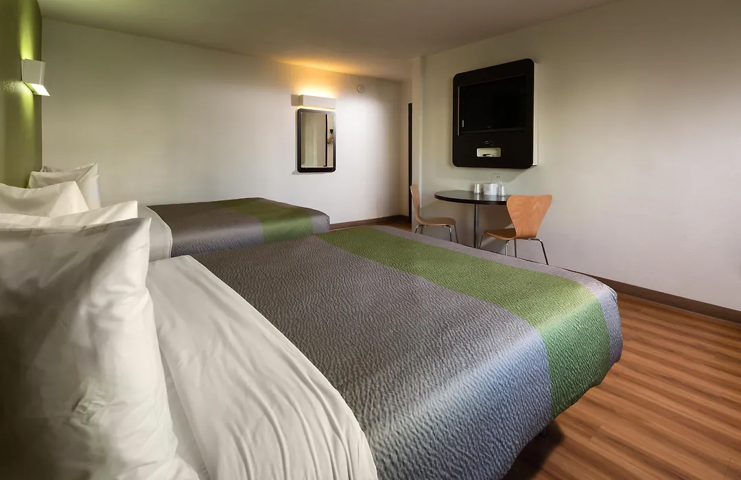 Motel 6-Canoga Park, Ca-1