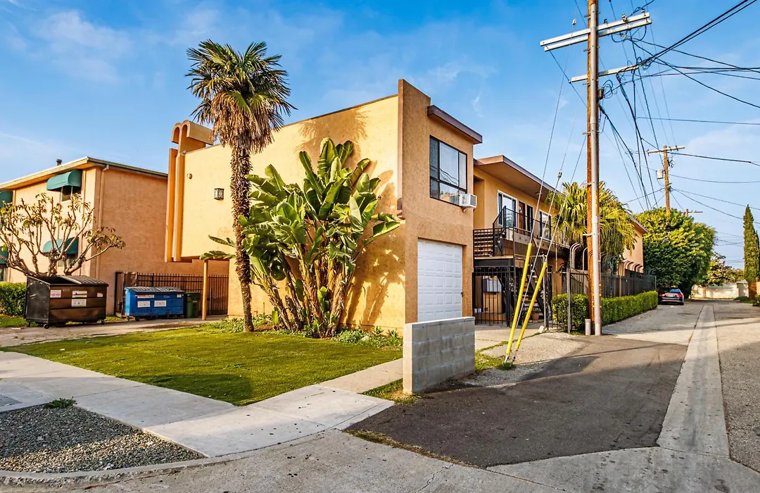 Lovely Single Apartment #11-1