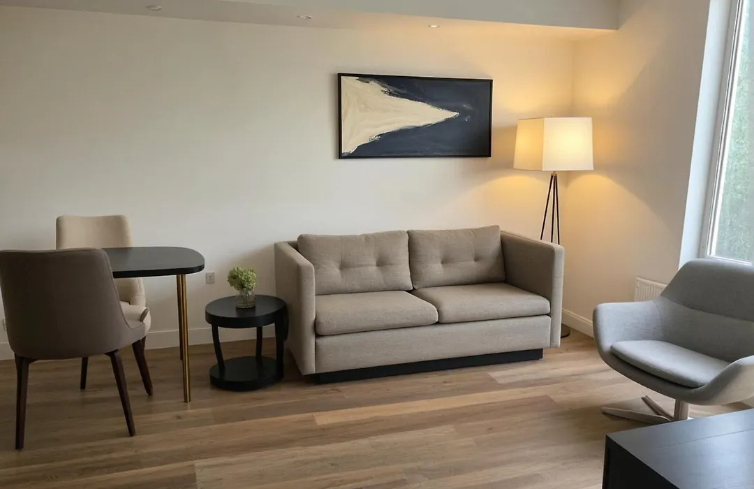 Glamorous Ktown Boutique Residences With Rooftop View-1