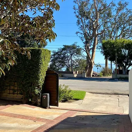 Chic And Intimate Studio About 5 Mi To Santa Monica-2