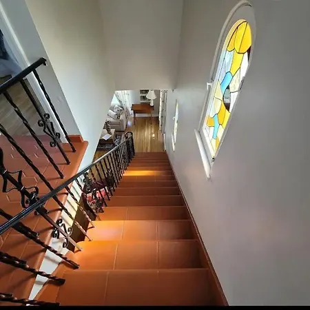 Hollywood 2 Level Storybook Townhouse Unit-2