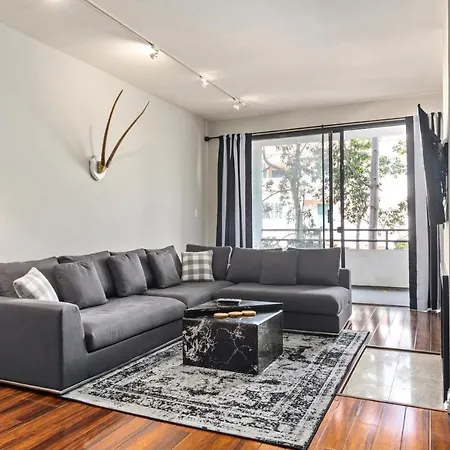 The Simple One-Bedroom Suite-2