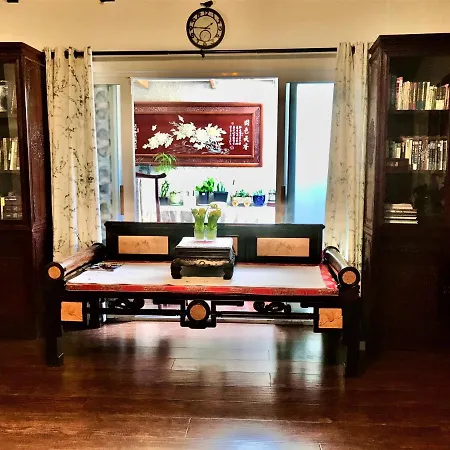 Lax Teresa Air B&B-3